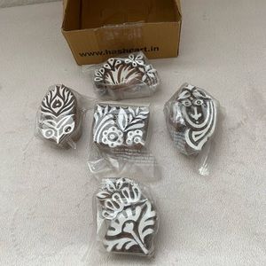 Arts & Crafts Decorative Wooden Stamp Blocks .  Set of 10 Pieces. New in Box